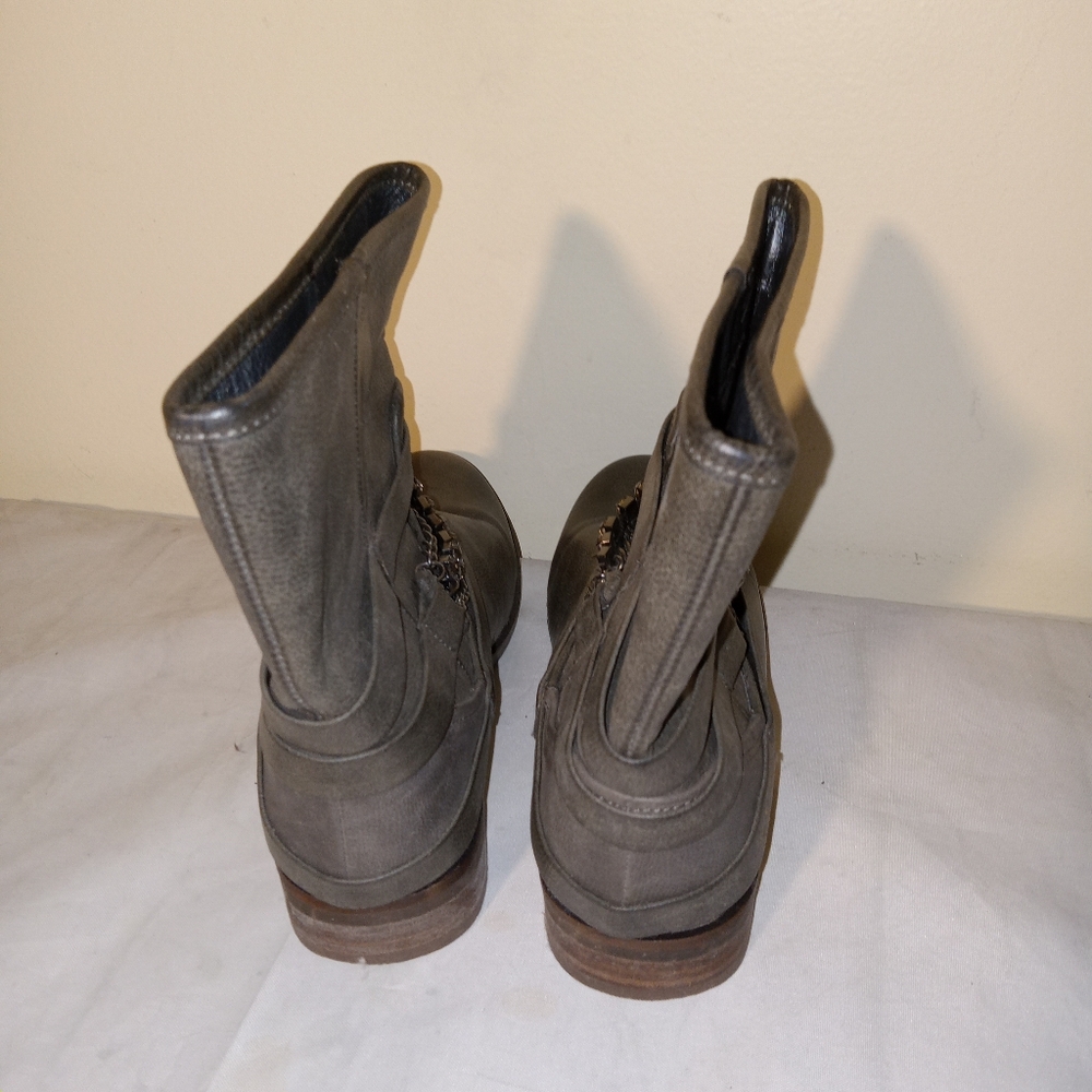 Coconuts by Matisse Berriman Chain Embellished Boots 5M - Picture 9 of 9